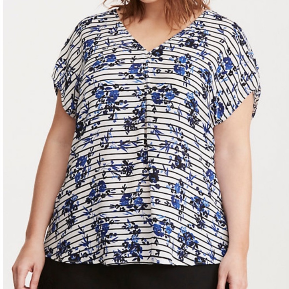 FLORAL STRIPED CROSSBACK GROMMET TOP torrid sz 2